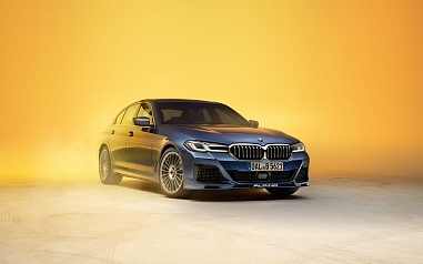 BMW ALPINA B5 SEDAN A BMW ALPINA B5 TOURING