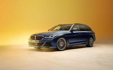 BMW ALPINA B5 SEDAN A BMW ALPINA B5 TOURING