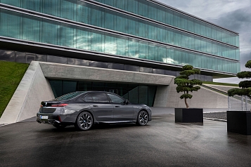 BMW M760E XDRIVE