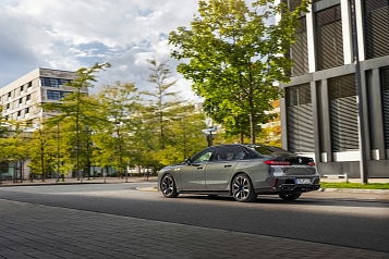 BMW M760E XDRIVE