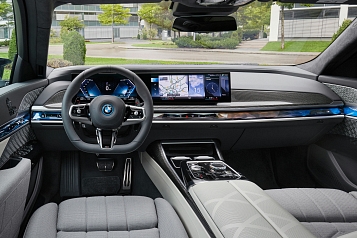BMW M760E XDRIVE