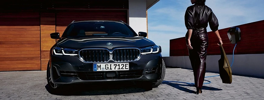 BMW ŘADY 5 TOURING PLUG-IN HYBRIDNÍ MODELY