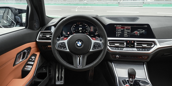 BMW M3 interiér