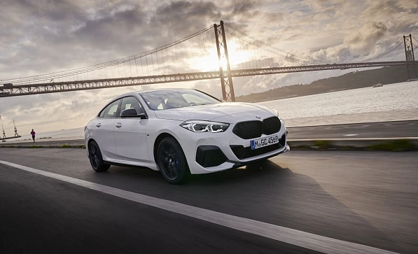 THE 2 | BMW M235i xDrive Gran Coupé (F44)