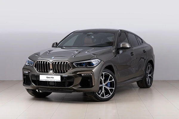 BMW X6 M50i