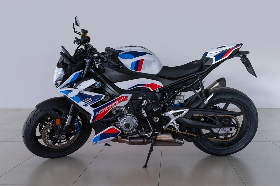 BMW M 1000 R