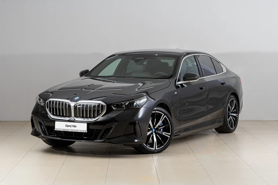 BMW řady 5 | 550e xDrive