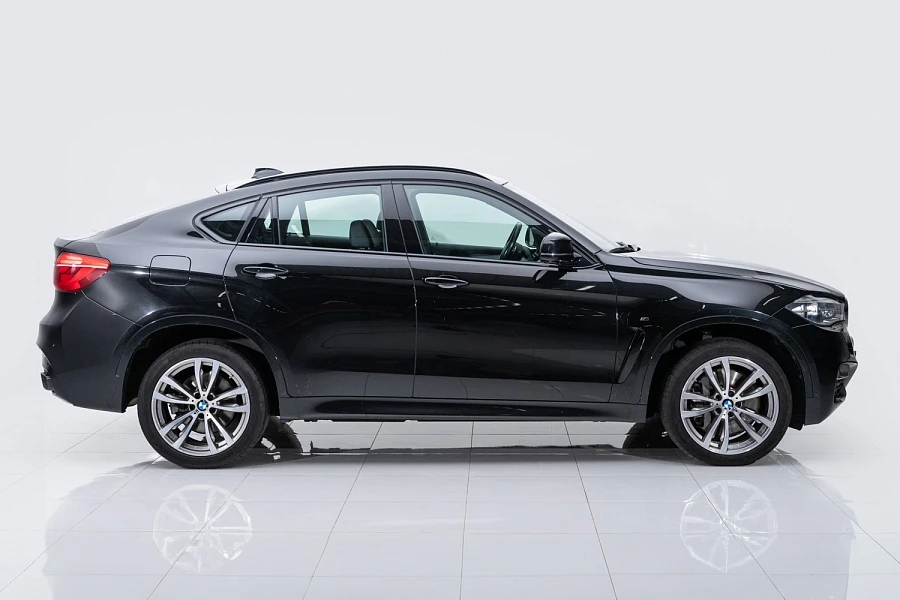 BMW X6 M50d